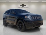 Used 2020 Jeep Grand Cherokee Altitude image 3