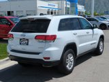 Used 2020 Jeep Grand Cherokee Laredo image 3