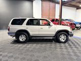 Used 2000 Toyota 4Runner SR5 image 5