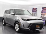 Used 2023 Kia Soul LX w/ Option Group 015 image 2