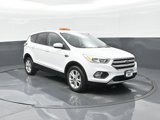 Used 2017 Ford Escape SE image 2