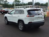 Used 2021 Jeep Cherokee Latitude Lux image 3