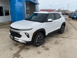 New 2025 Chevrolet TrailBlazer LT w/ Convenience Package image 2