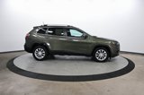 Used 2019 Jeep Cherokee Latitude w/ Popular Appearance Group image 5