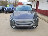 Used 2018 Ford Fusion SE w/ Fusion SE Technology Package image 2