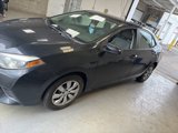 Used 2015 Toyota Corolla LE image 2