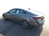 Used 2024 Hyundai Elantra SEL w/ Convenience Package image 4
