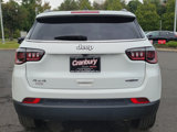 Used 2023 Jeep Compass Latitude image 5