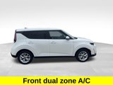 Certified 2023 Kia Soul S image 4