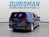 New 2025 Chrysler Pacifica Select image 3