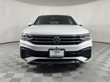 Used 2022 Volkswagen Tiguan SEL R-Line image 2