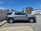 Used 2020 Chevrolet Traverse LT image 2