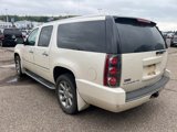 Used 2013 GMC Yukon XL Denali image 5