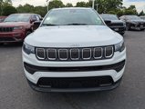 Used 2022 Jeep Compass Latitude image 3