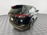Used 2023 Nissan Rogue S image 4