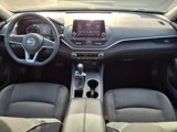Used 2022 Nissan Altima 2.5 SV image 3