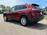Used 2019 Jeep Cherokee Latitude w/ Popular Appearance Group image 3
