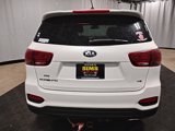 Used 2019 Kia Sorento LX image 4