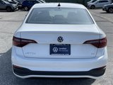 Certified 2022 Volkswagen Jetta SE image 5