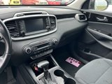 Used 2019 Kia Sorento LX w/ LX Convenience Package image 5
