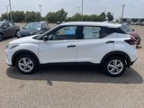 New 2025 Nissan Kicks Play S image 4
