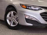 Used 2022 Chevrolet Malibu LT image 3