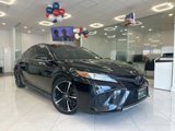 Used 2018 Toyota Camry XSE image 3