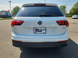 Used 2022 Volkswagen Tiguan SE image 6