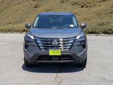 Used 2024 Nissan Rogue SV image 2