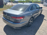 Used 2021 Volkswagen Passat 2.0T SE image 5