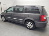Used 2015 Chrysler Town & Country Touring image 5