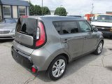 Used 2016 Kia Soul + image 4