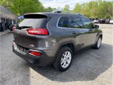 Used 2017 Jeep Cherokee Latitude image 4