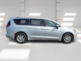 Used 2023 Chrysler Voyager LX image 4