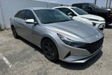Used 2022 Hyundai Elantra SEL image 2