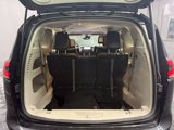 Used 2022 Chrysler Pacifica Touring-L image 6