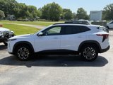 Used 2025 Chevrolet Trax LT w/ LT Convenience Package image 5