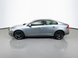 Used 2017 Volvo S60 T5 Dynamic image 4