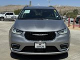 Used 2021 Chrysler Pacifica Touring-L image 3