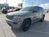Used 2022 Jeep Grand Cherokee Laredo X image 3