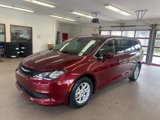 Used 2023 Chrysler Voyager LX image 3