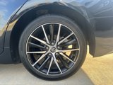 Used 2022 Toyota Camry SE image 4
