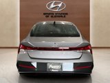 Certified 2024 Hyundai Elantra SE image 5