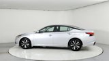 Used 2021 Nissan Altima 2.5 SV w/ SV Premium Package image 3