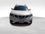 Used 2016 Nissan Rogue SV image 3