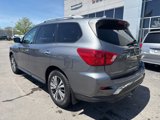 Used 2020 Nissan Pathfinder SV image 5