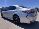 Used 2021 Toyota Camry SE image 2