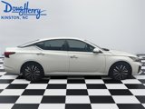 Used 2023 Nissan Altima 2.5 SV image 6
