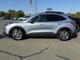 Used 2022 Ford Escape SEL w/ Technology Package image 3