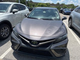 Used 2022 Toyota Camry SE image 2